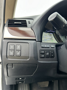 Lexus GS450h Luxury (12 foto / 15)