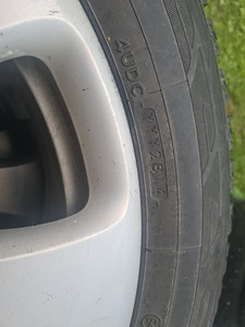 Диски с резиной Audi Q7 4L (3 фото из 3)