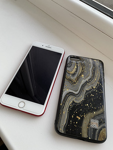 iPhone 7 plus красный (128 ГБ) (4 фото из 6)