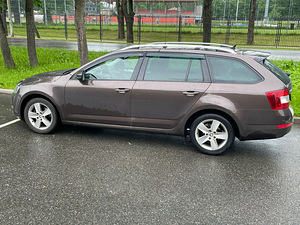 Skoda Octavia (2 foto / 12)