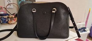 Tommy Hilfiger käekott (6 foto / 6)
