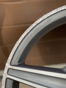 Mercedes-Benz 18 tolli originaalvelg 1tk (8 foto / 8)