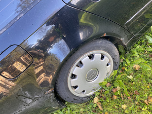 Audi A4 B7 (3 фото из 7)