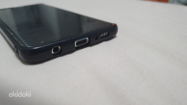 Чехол силиконовый Samsung Galaxy S10 - в хорошем состоянии (фото #4)