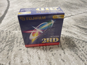 Floppy Disc 10 pcs Fujifilm New (1 foto / 3)