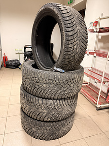 285/40/21 Pirelli Scorpion IceZero2 109H XL 6-7mm (uued 8,5) (1 foto / 6)