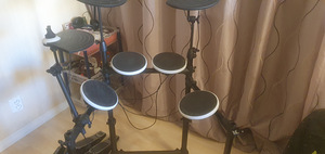 Alesis elektrooniline trummikomplekt (4 foto / 5)
