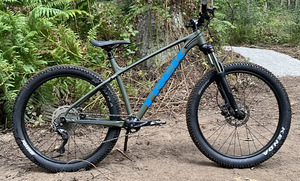 Ratas Trek Roscoe 6 LRaam. Õli pidurid. (1 foto / 4)