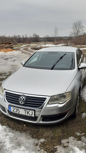 Продается volkswagen passat (2 фото из 3)