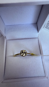 Uus kuldsõrmus 14K (585) 1,5g. 0,70ct (1 foto / 6)