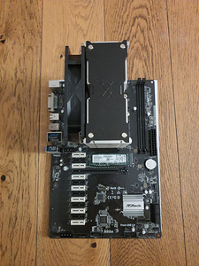 ASRock H110 Pro BTC+ Bitcoin (1 foto / 2)