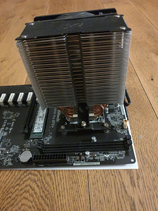 ASRock H110 Pro BTC+ Bitcoin (2 foto / 2)