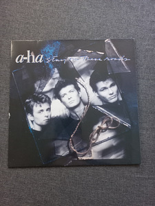 A-HA " Stay On These Roads" (1 foto / 4)