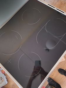 Keraamiline pliit Electrolux (2 foto / 4)