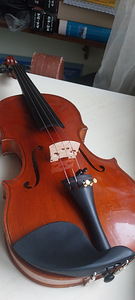 Viiul Antonius Stradivarius 4/4 (3 foto / 3)