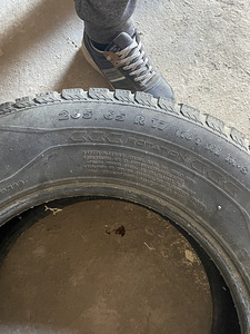265/65R17 Land Cruiser (3 foto / 3)