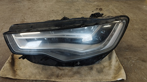 Audi A6 C7 Vasak esituli (3 foto / 3)