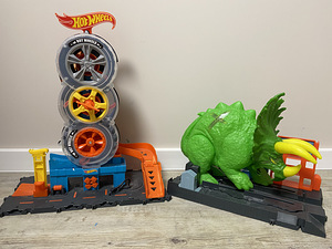 Наборы Hot Wheels (1 фото из 1)