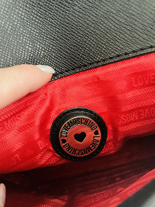 Новая сумка Love Moschino, оригинал (4 фото из 4)