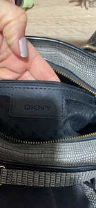 DKNY kott (2 foto / 4)