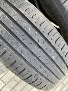 Шины 215/55/17 Continental (6 фото из 10)