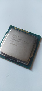 Intel i5-3570 3.4GHz (1 foto / 2)