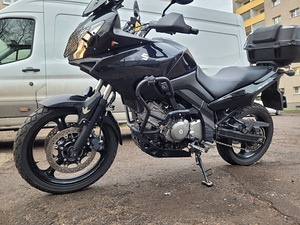 Suzuki V Strom 2009 40 000 (2 foto / 10)