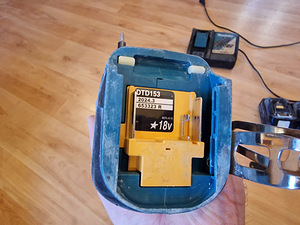 Инструменты Makita (3 фото из 4)