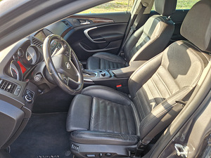 Opel Insignia OPC Line (full opt) (8 foto / 10)