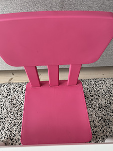 Ikea lastetool ja laud (3 foto / 4)