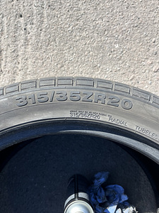 R20, 315/35 Continental SportContact (2 foto / 9)