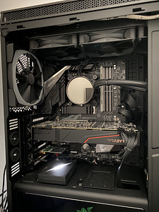 EXCLUSIVE RAZER EDITION (3 foto / 4)