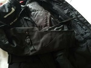 Uus unisex mootorratta jope IXS (4 foto / 5)
