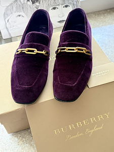 Suede loafers BURBERRY (3 foto / 4)