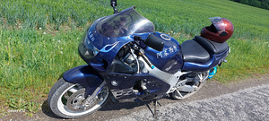 SUZUKI GSX600 `97a~81kW (2 foto / 7)