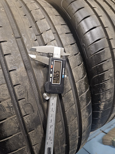 225/45R17 Goodyear Eagle F1 ( 6mm ) (8 foto / 8)