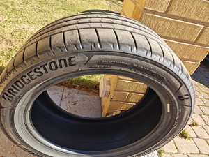 Rehvid Bridgestone Potenza Sport 235/45/R18 2tk (4 foto / 6)