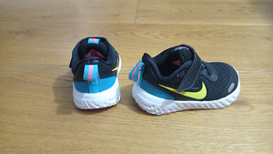 Uued tossud Nike , suurus 18.5 (2 foto / 4)