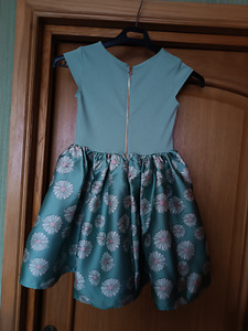 H&M kleit , suurus 122/128 (2 foto / 2)