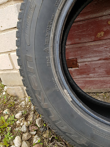 225/65 R17 lamellrehvide komplekt linnamaasturile (9 foto / 10)