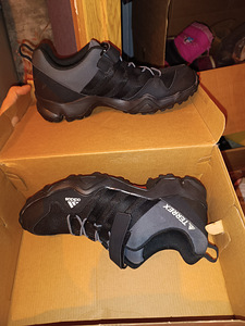 K/s adidas terrex s 40 (4 foto / 5)