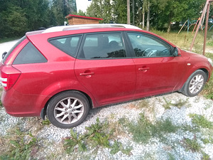 Продам автомобиль (2 фото из 2)