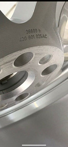 Оригинальные AUDI КОВАНЫЕ диски 19/5x112/J8.5/ET42/CB57.1 (3 фото из 4)