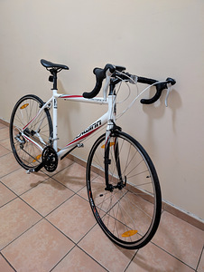Maanteeratast Schwinn Fastback (4 foto / 8)