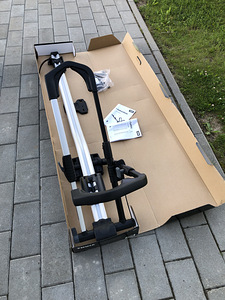 Thule UpRide 599 jalgrattahoidik katuseraamile (2 foto / 10)