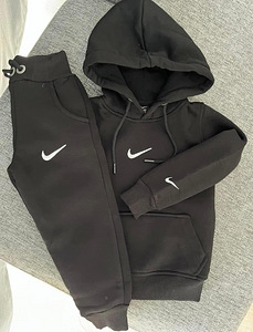 Laste spordikomplekt Nike (1 foto / 2)