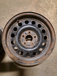 Volvo (1989-1997 a) plekkveljed 5x108, 15", 2 tk (4 foto / 5)