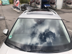 VW. TIGUAN (3 foto / 15)
