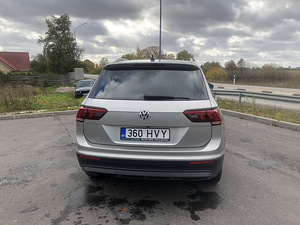 VW. TIGUAN (8 foto / 15)