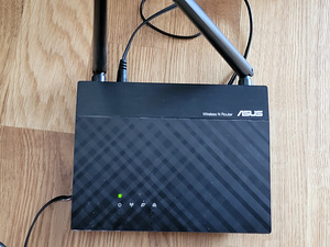 WiFi маршрутизатор ASUS